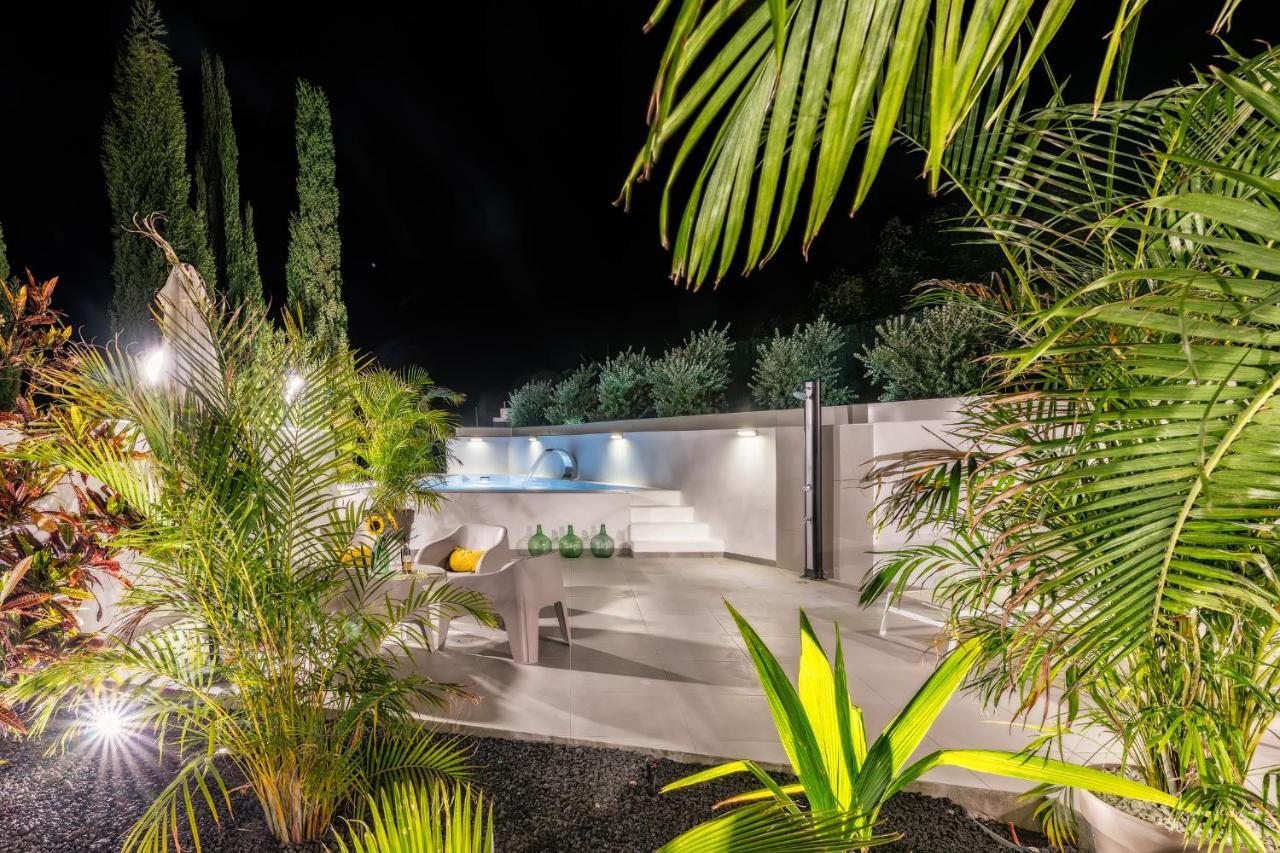 Bayton House Holiday home *